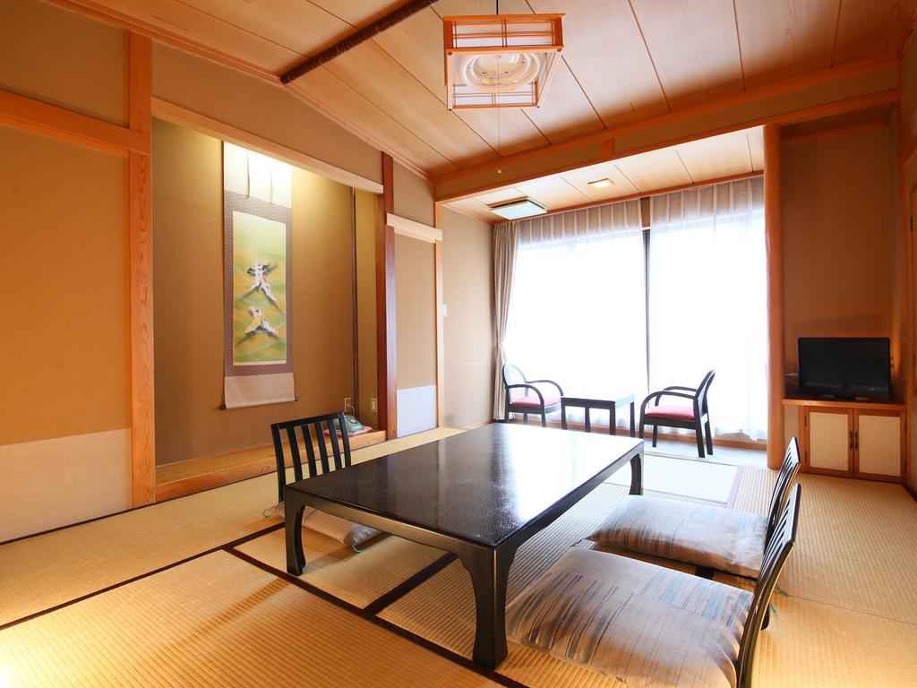 Ogiwarakan Chikuma Quarto foto